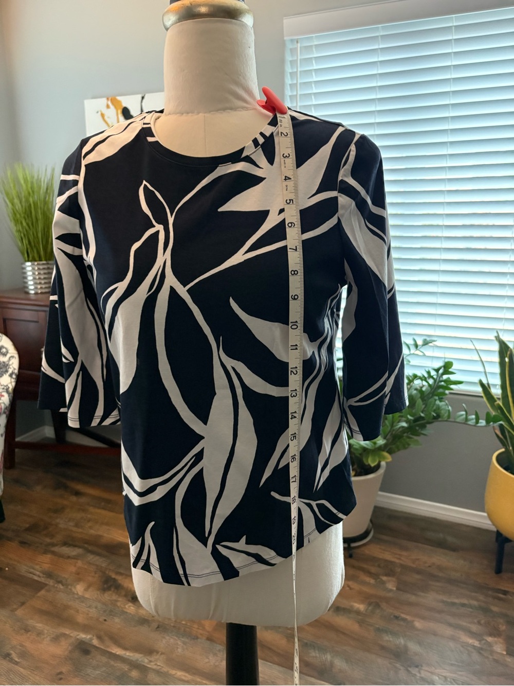 Chicos Navy and White Leaf-Print Stretch Top